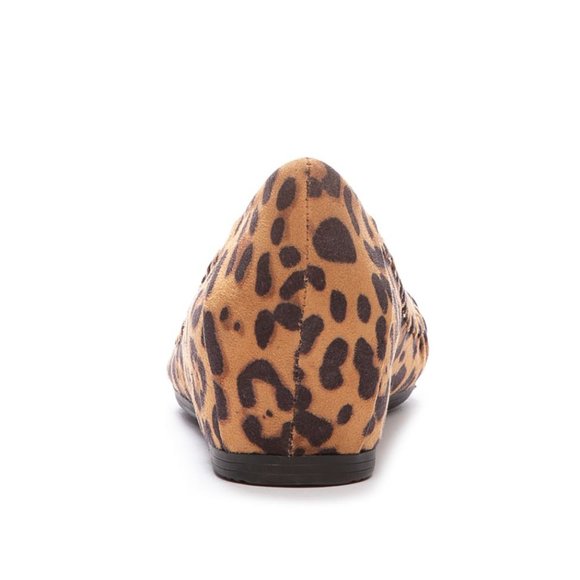 BareTraps Norma Wedge Leopard Shoes NWT Heels - Picture 3 of 5